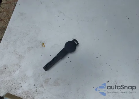 2015 Volkswagen Passat 1.8T Se из США, поврежденный, VIN 1VWBT7A35FC043822